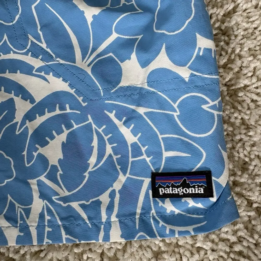 Patagonia | Swim Trunks Shorts Baggies Blue Floral NWT- Size 12 Large Boys
